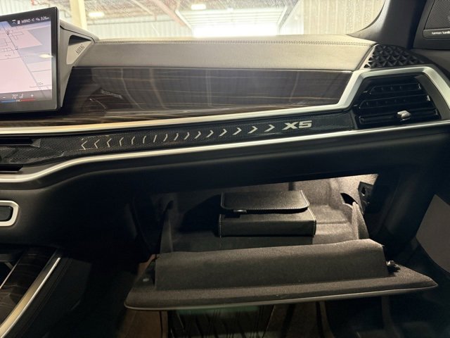 Used 2024 BMW X5 xDrive40i image 25