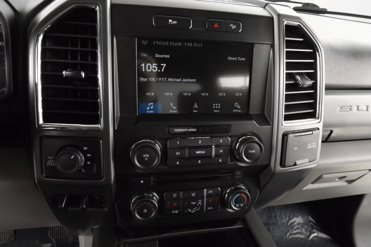 Used 2018 Ford F250 XLT w/ XLT Premium Package image 32