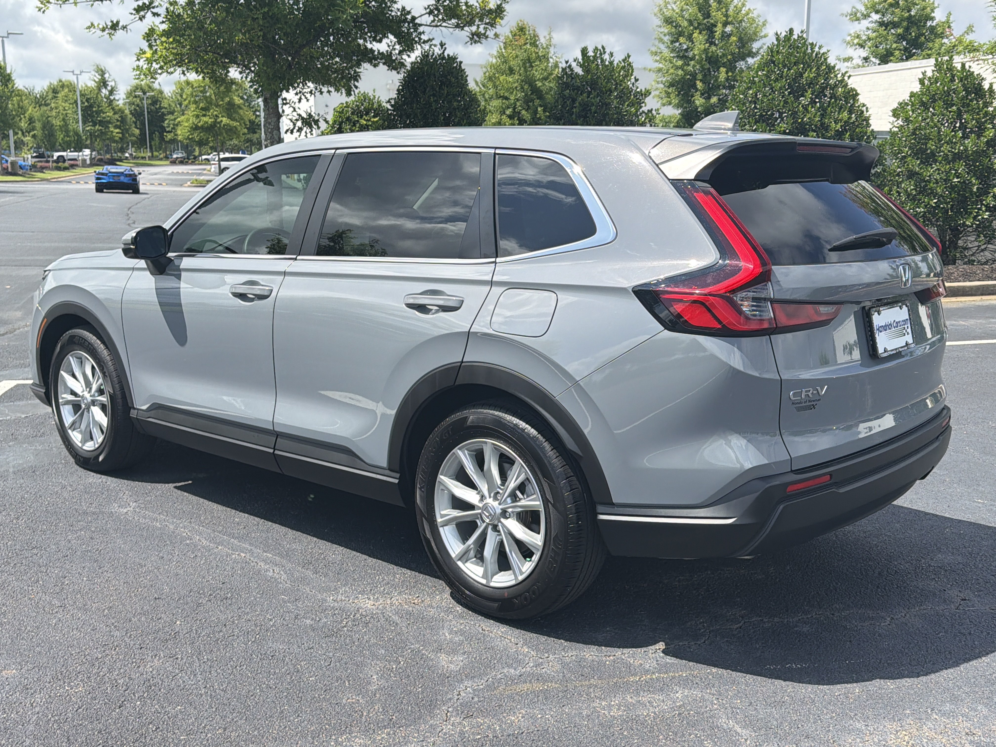 Certified 2025 Honda CR-V EX image 8