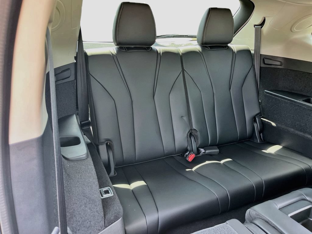 Used 2025 Acura MDX w/ Technology Package FWD image 28