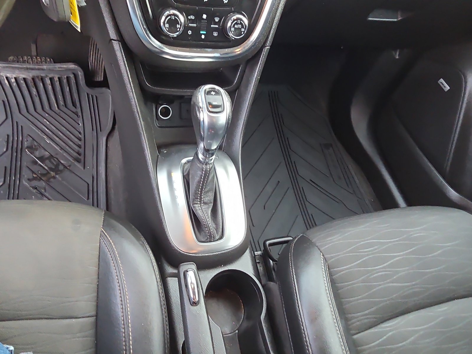 Used 2016 Buick Encore Sport Touring image 20