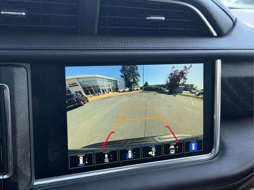 Used 2023 GMC Yukon Denali w/ LPO, Floor Liner Package AWD/4WD image 4