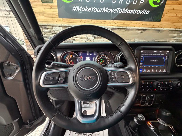 Used 2022 Jeep Wrangler Unlimited Sahara AWD/4WD image 20