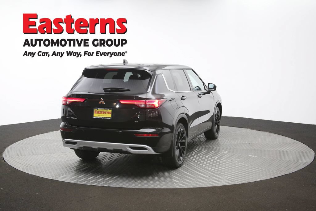 Used 2024 Mitsubishi Outlander SE AWD/4WD image 39