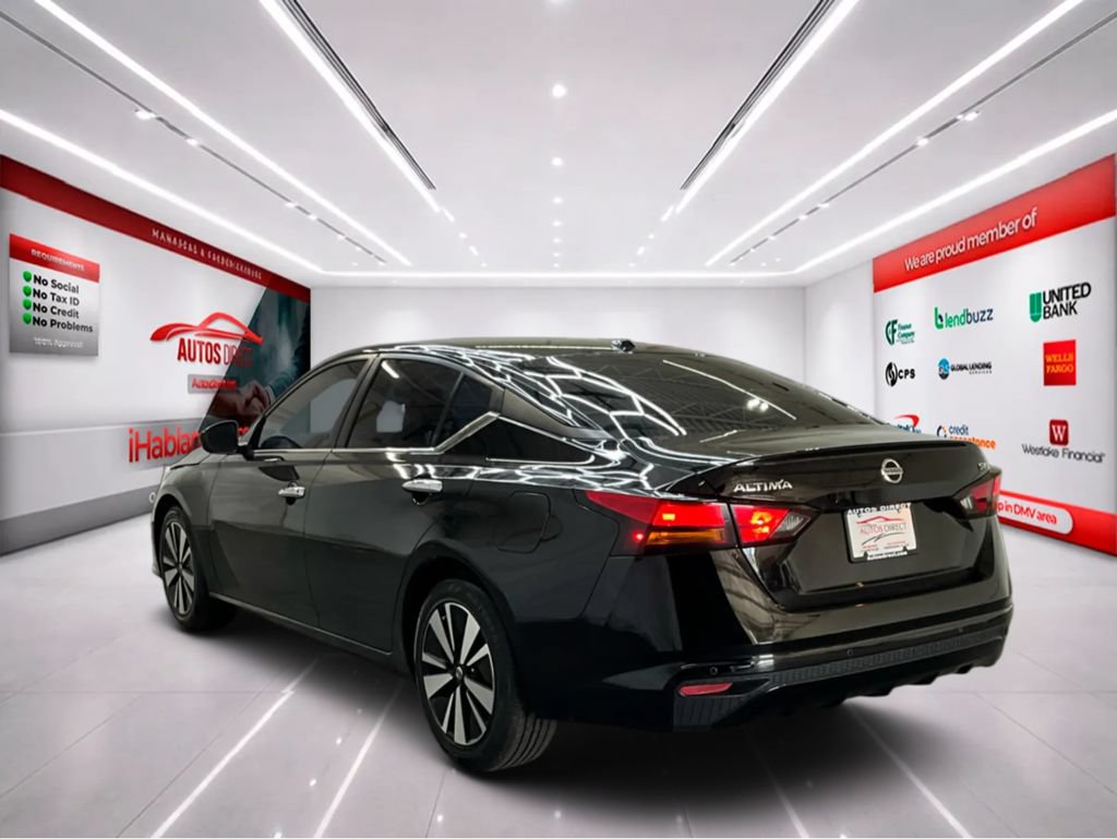 Used 2022 Nissan Altima 2.5 SV FWD image 5