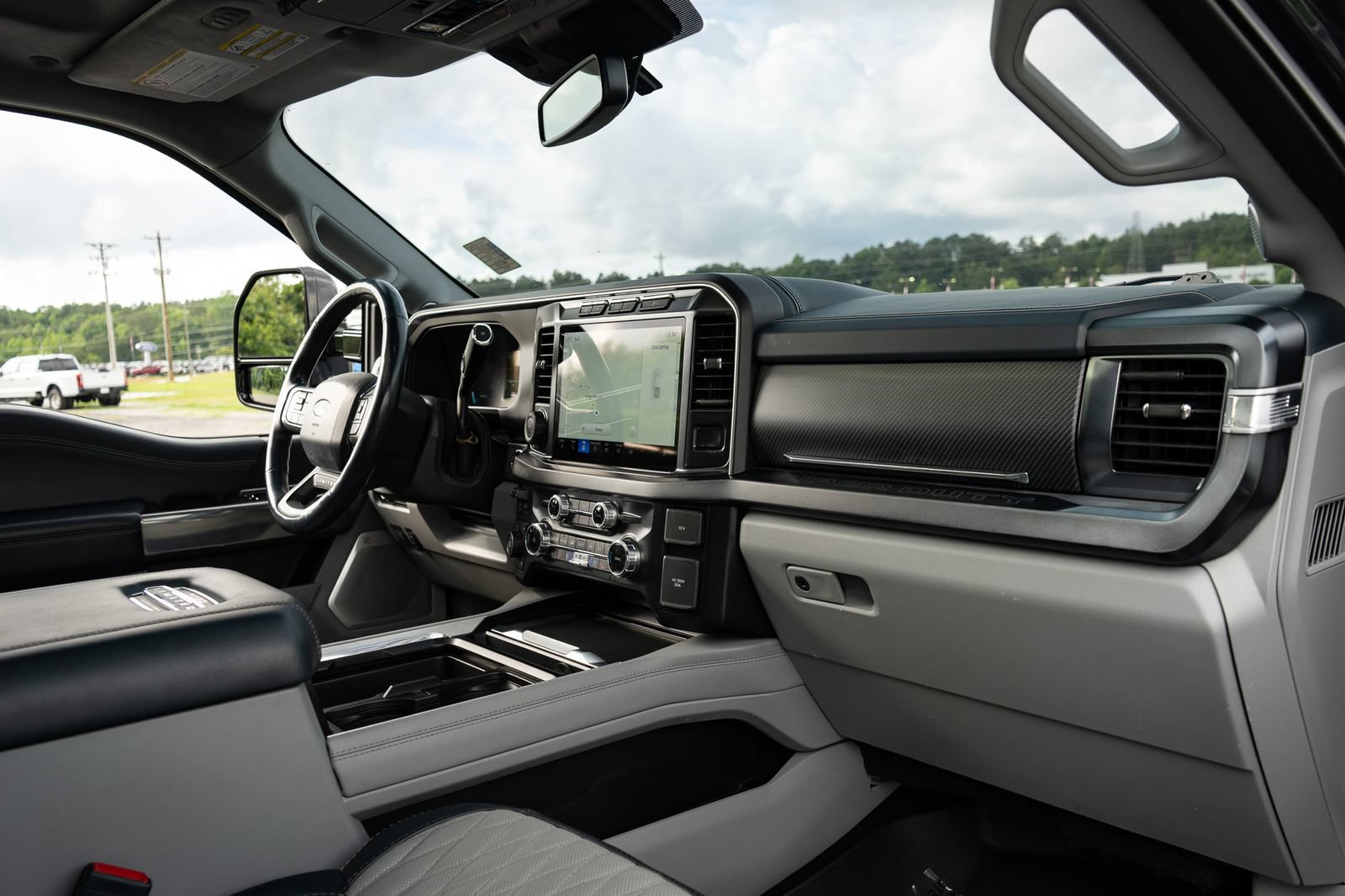Used 2024 Ford F450 Limited AWD/4WD image 46