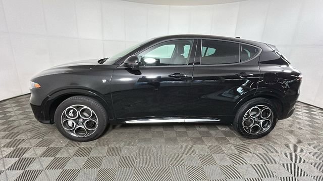 Used 2024 Alfa Romeo Tonale Ti w/ Active Assist Package AWD/4WD image 6