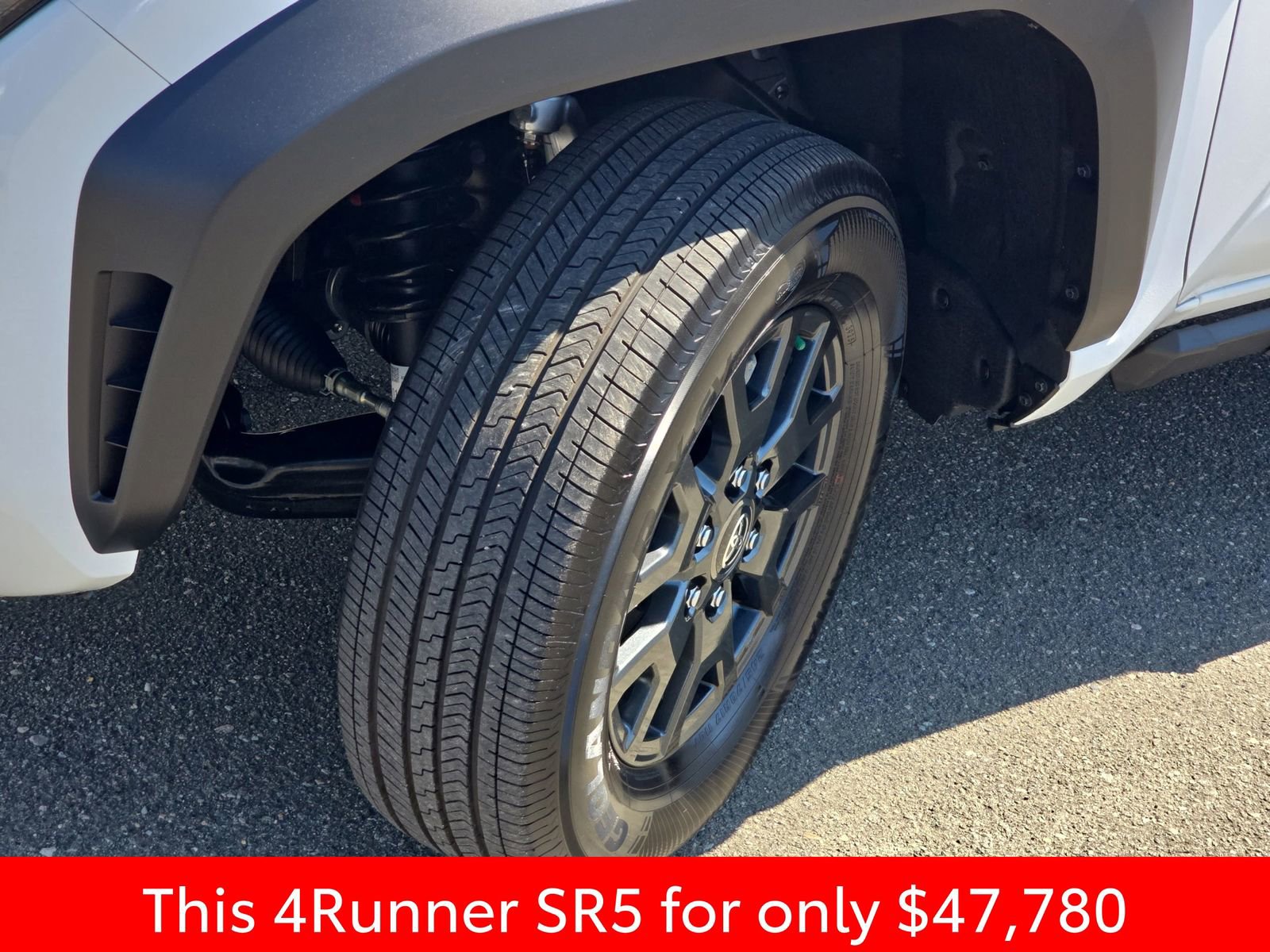 Used 2026 Toyota 4Runner SR5 image 38