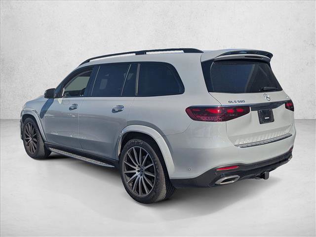 Used 2024 Mercedes-Benz GLS 580 4MATIC image 7
