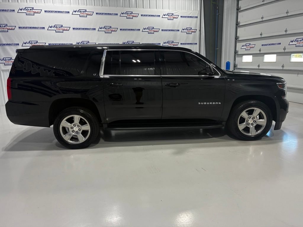 Used 2020 Chevrolet Suburban LT AWD/4WD image 7