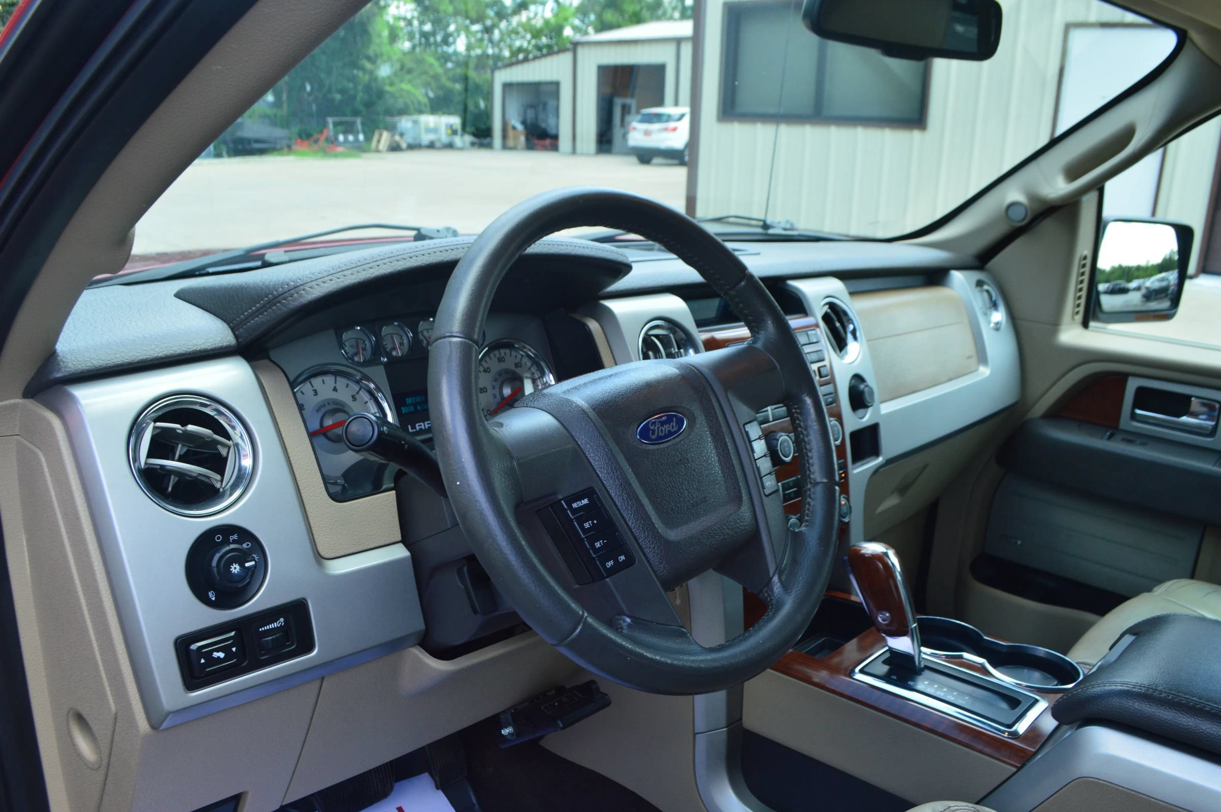 Used 2009 Ford F150 Lariat AWD/4WD image 14