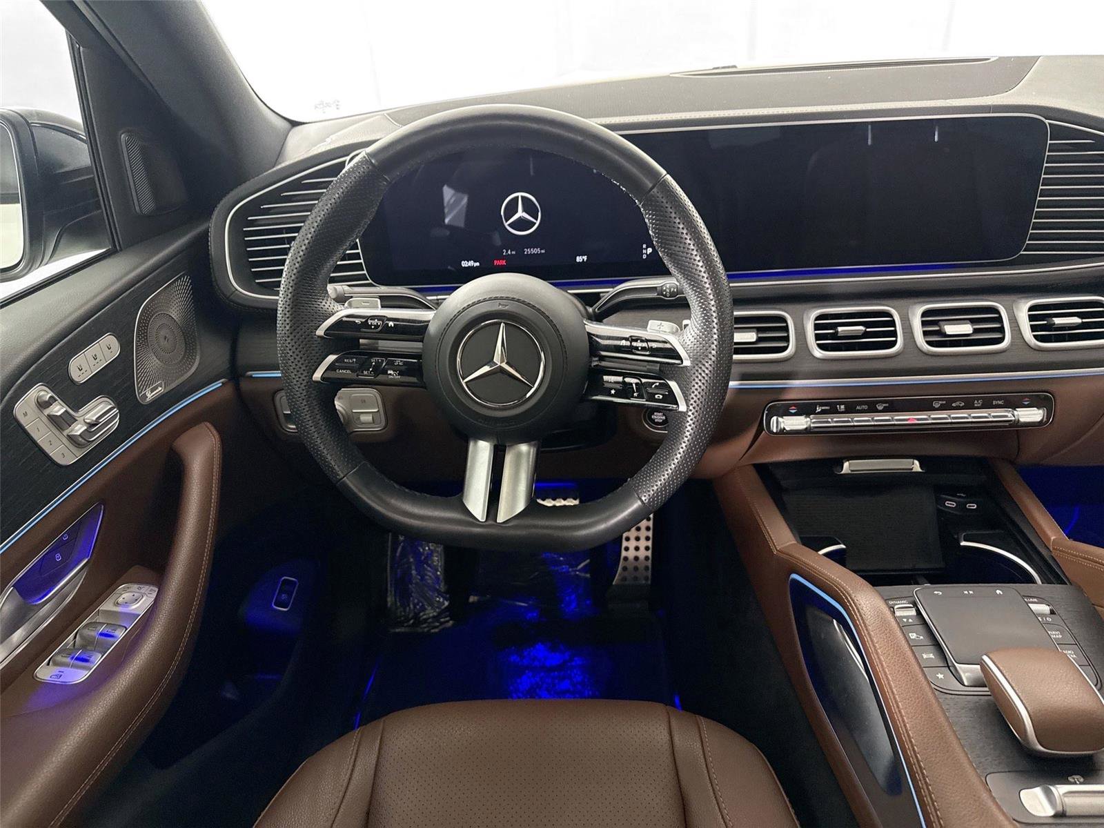 Used 2024 Mercedes-Benz GLS 450 4MATIC w/ AMG Line Exterior image 33