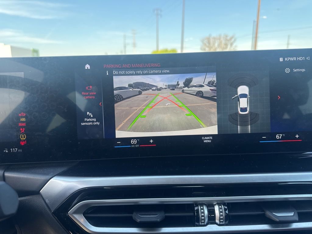 Used 2023 BMW i4 eDrive35 w/ Premium Package image 15