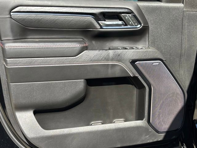 Used 2024 GMC Sierra 2500 AT4X image 26