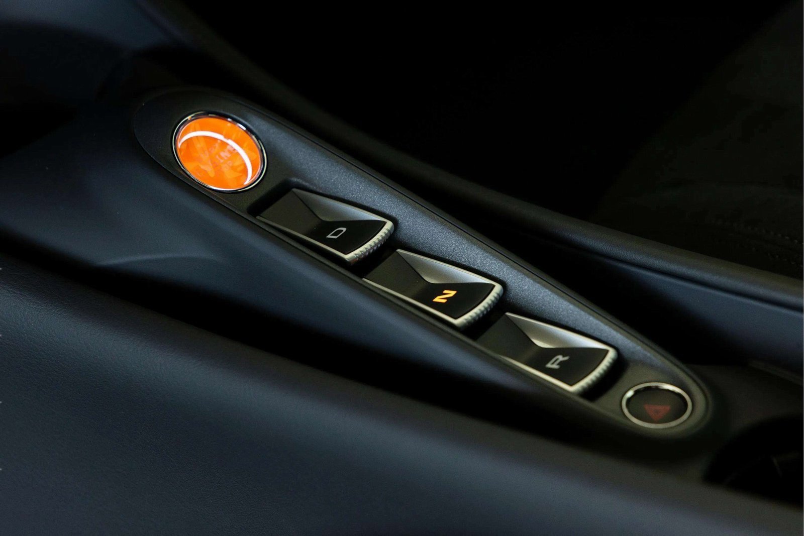 New 2026 McLaren Artura image 18