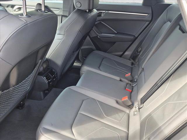 Used 2024 Audi Q3 2.0T Premium AWD/4WD image 19
