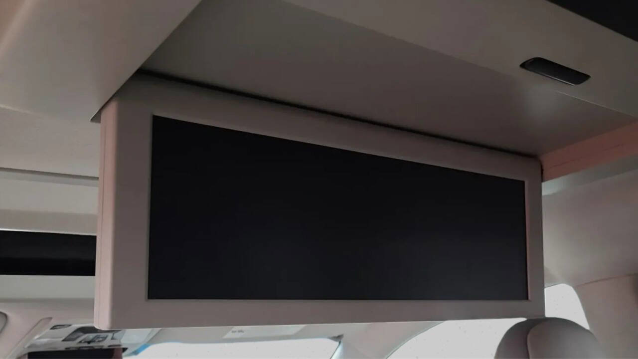 Used 2013 Toyota Sienna Limited image 8