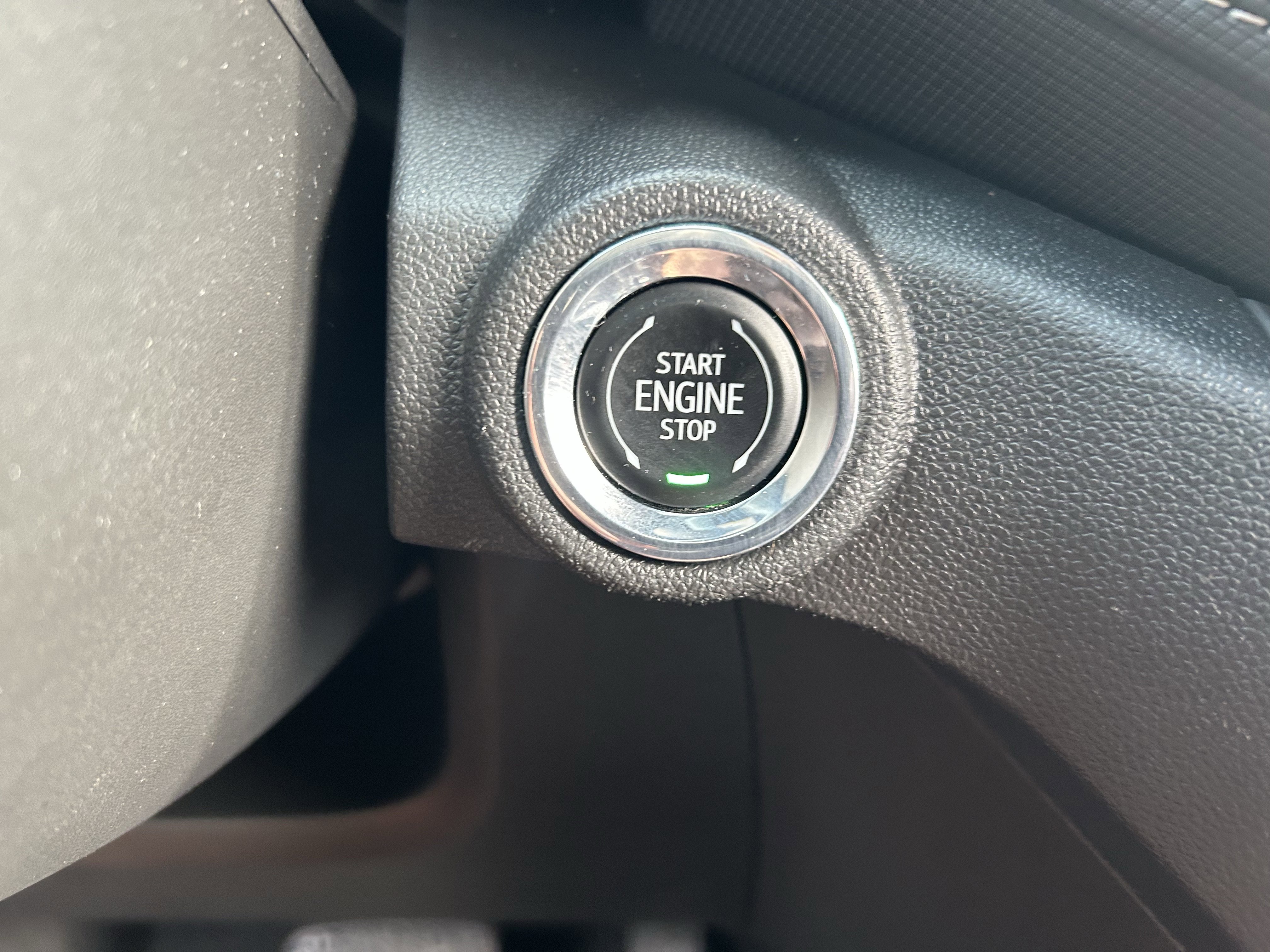 Used 2023 Chevrolet TrailBlazer ACTIV w/ Sun and Liftgate Package image 16