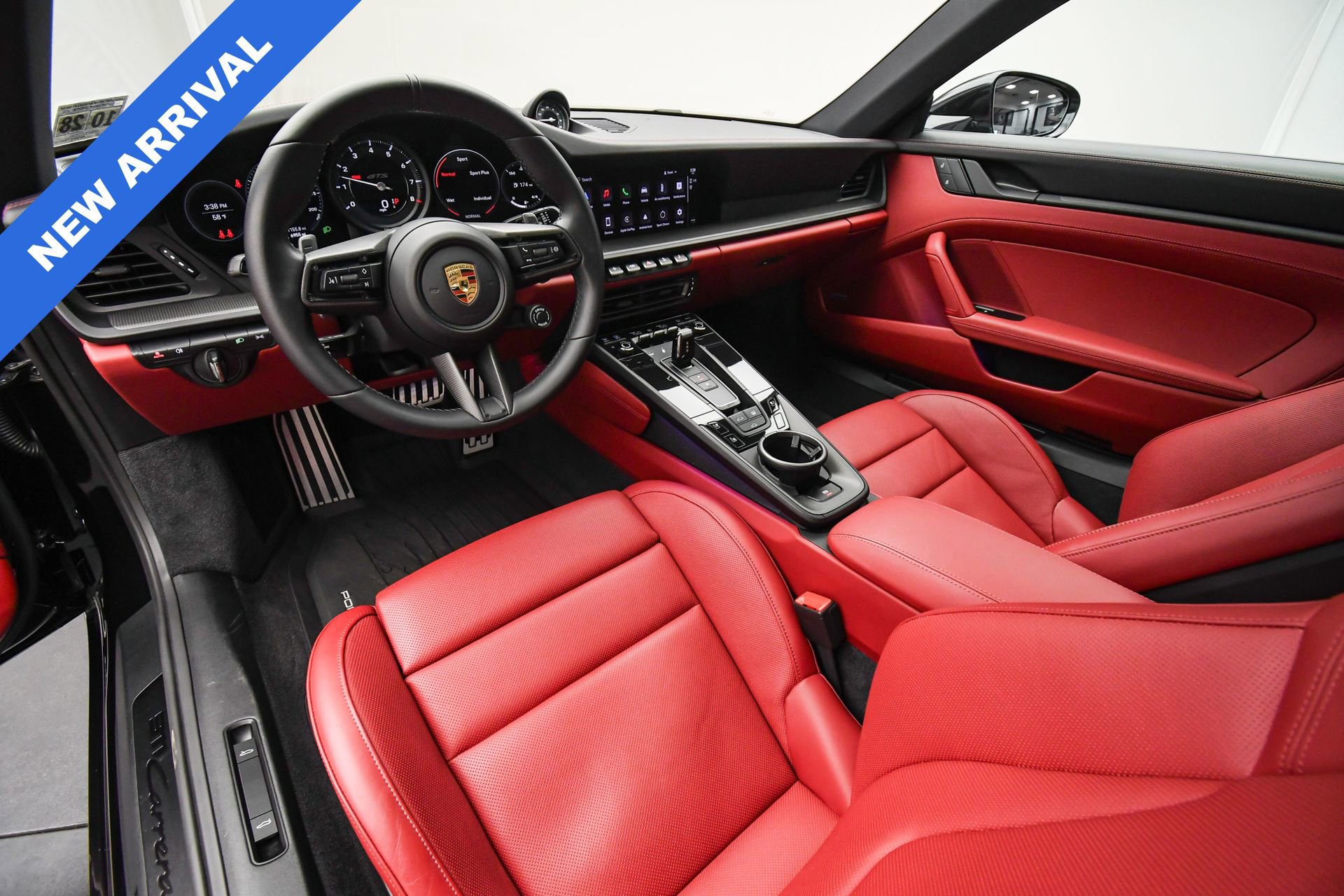 Used 2024 Porsche 911 Carrera GTS image 10