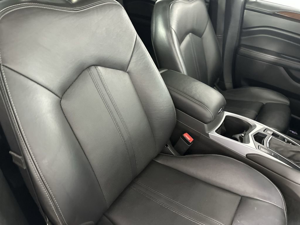 Used 2015 Cadillac SRX Luxury AWD/4WD image 29