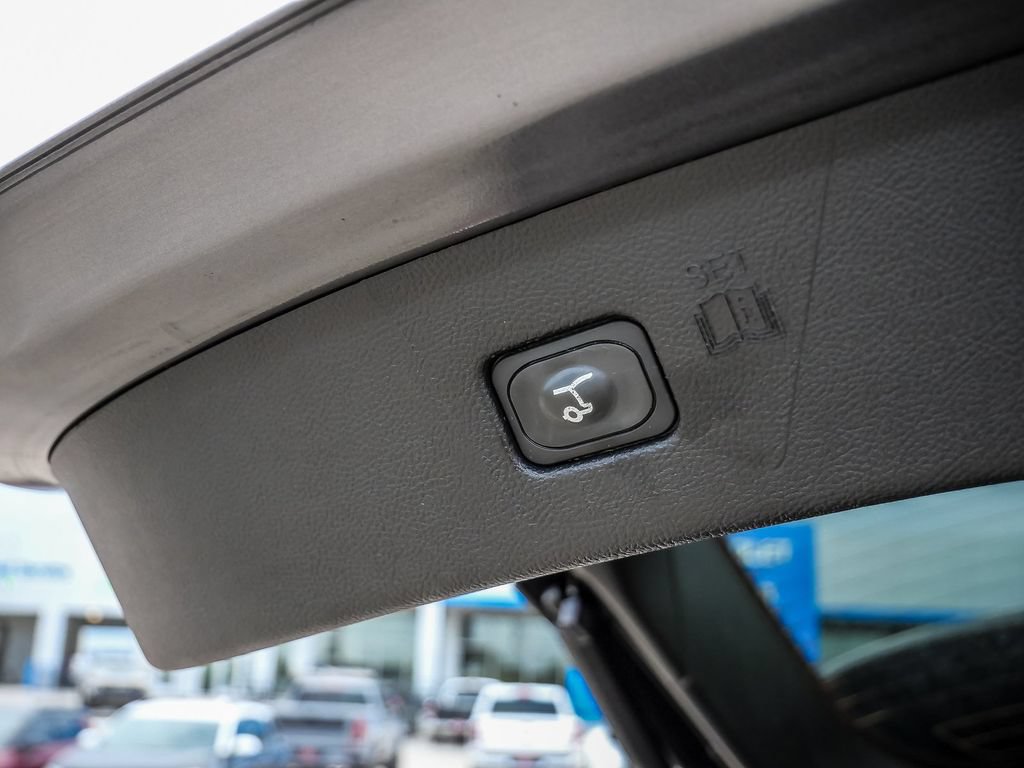 Used 2023 Ford Edge Titanium AWD/4WD image 15