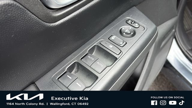 Used 2023 Honda CR-V EX image 9