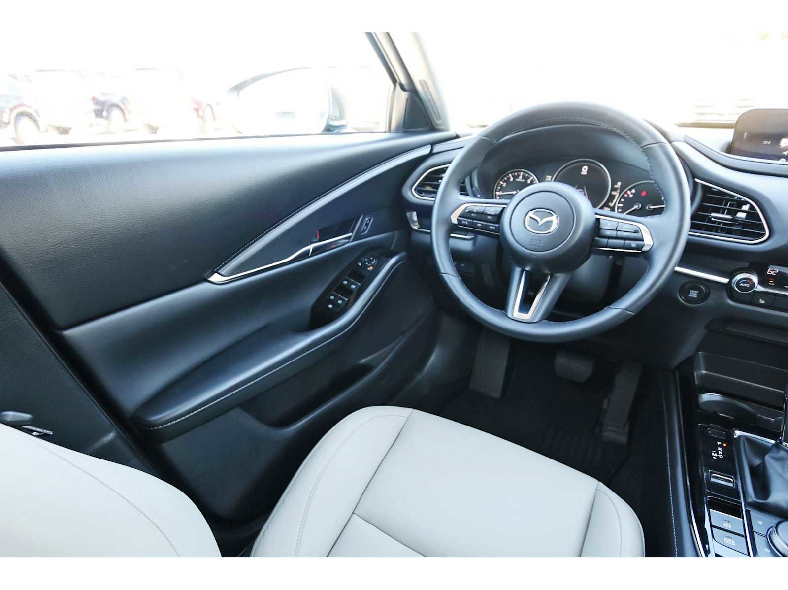 Certified 2025 MAZDA CX-30 AWD 2.5 S w/ Preferred Package image 6