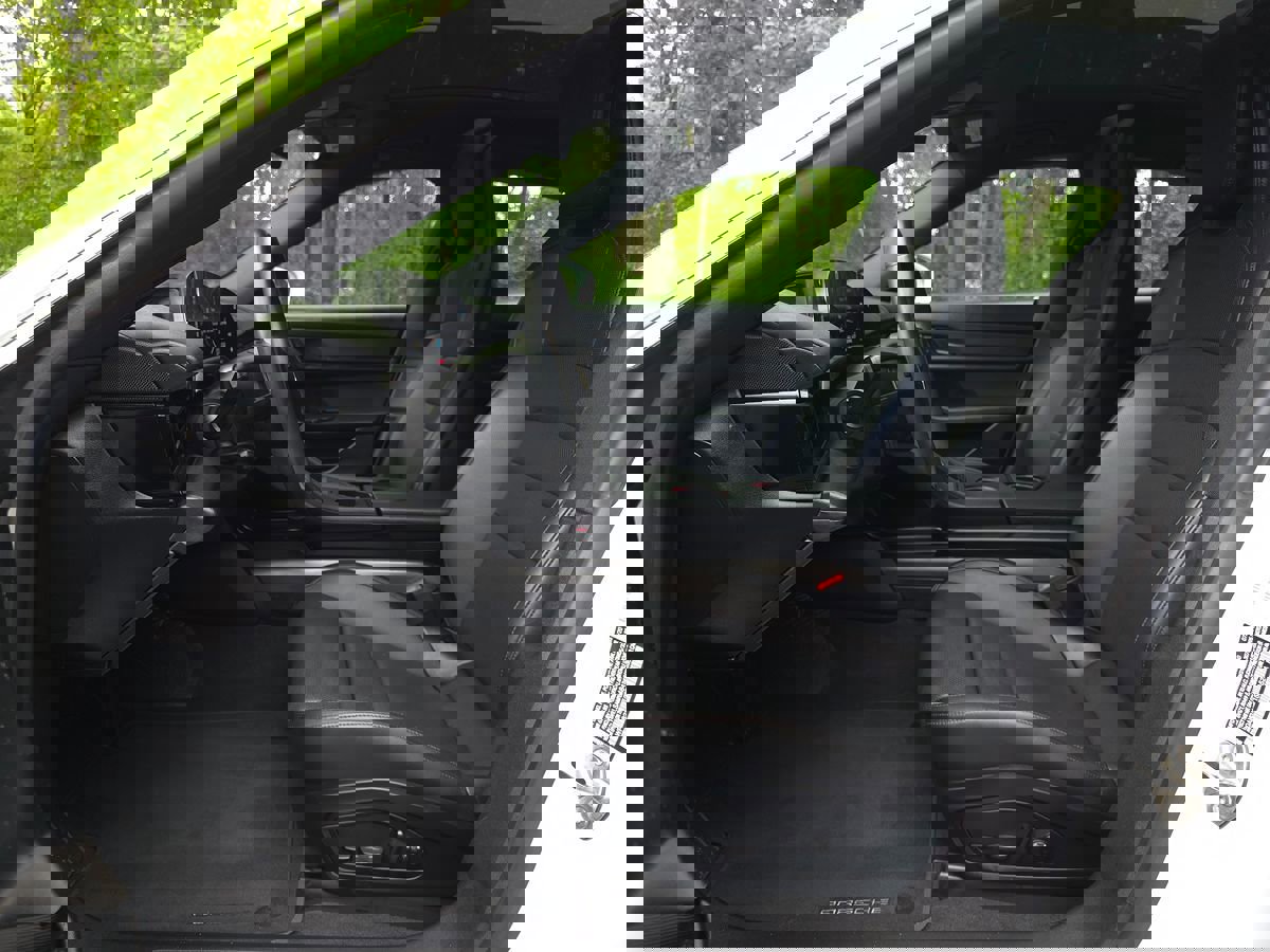 Used 2020 Porsche Taycan 4S w/ Premium Package image 11