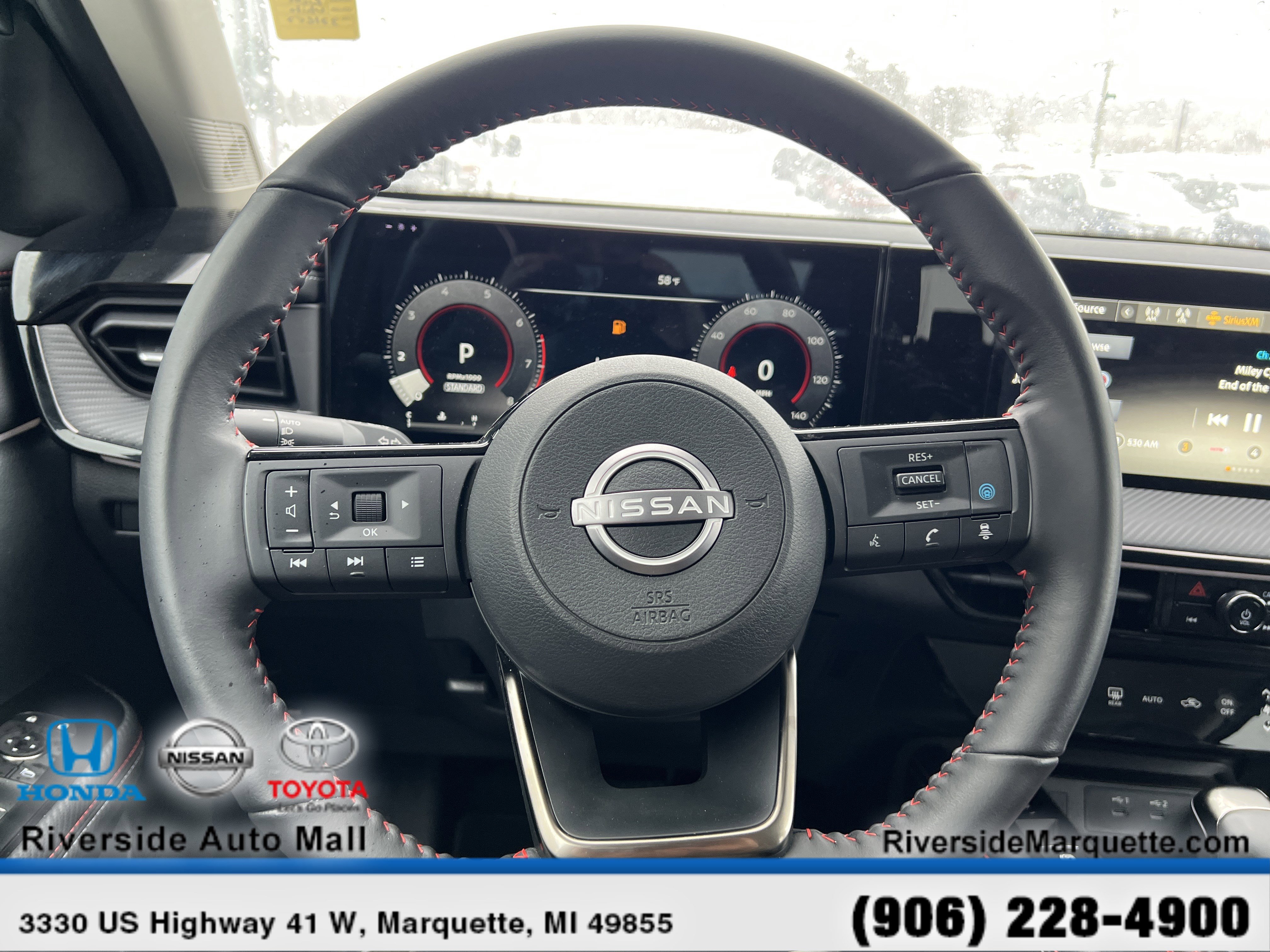 Used 2025 Nissan Kicks SR AWD/4WD image 19