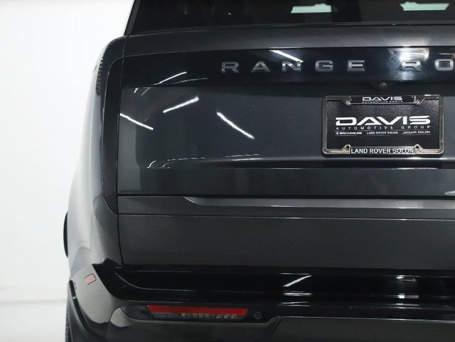 Used 2025 Land Rover Range Rover SE AWD/4WD image 44