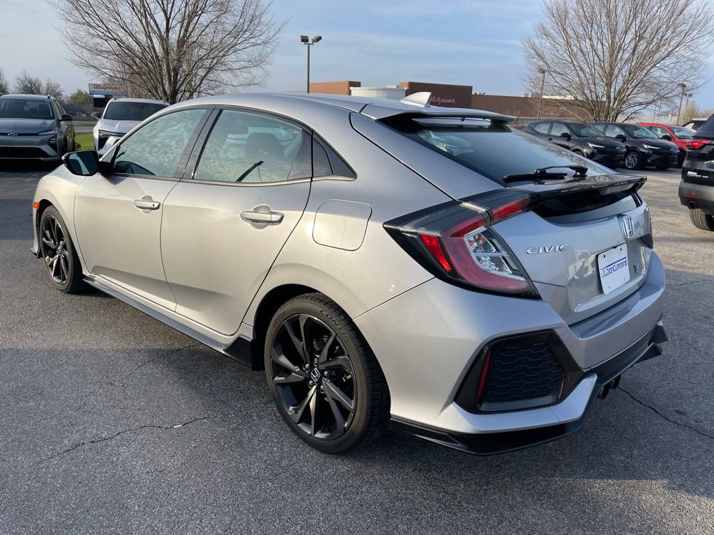 Used 2018 Honda Civic Sport image 4