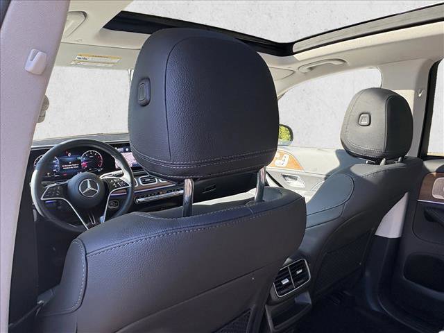 Used 2025 Mercedes-Benz GLE 350 4MATIC image 14