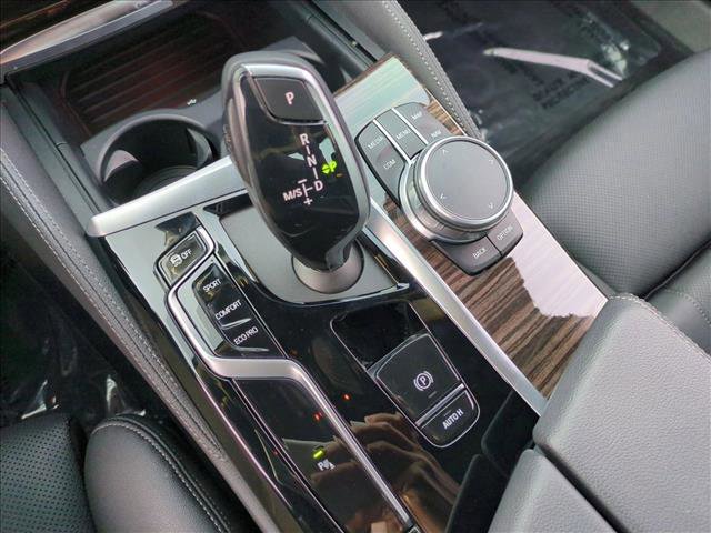 Certified 2022 BMW 540i w/ M Sport Package image 12