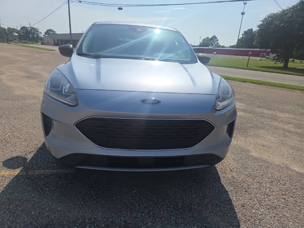 Used 2022 Ford Escape SE FWD image 2