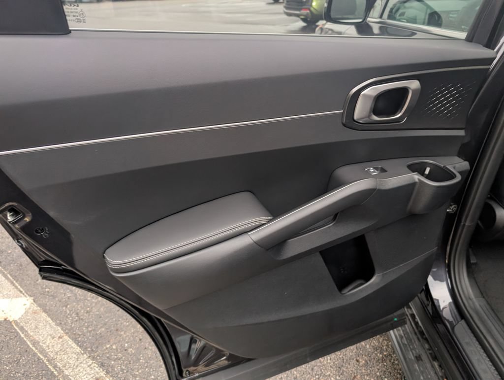 New 2026 Kia Sorento S w/ S Panoramic Sunroof Package AWD/4WD image 10