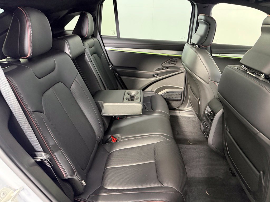Used 2024 Jeep Wagoneer Launch Edition AWD/4WD image 16