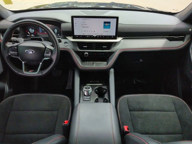 Certified 2025 Ford Explorer ST RWD image 15