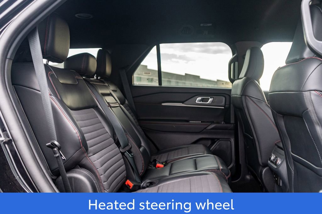 Used 2025 Ford Explorer ST-Line w/ ST-Line Street Pack image 15