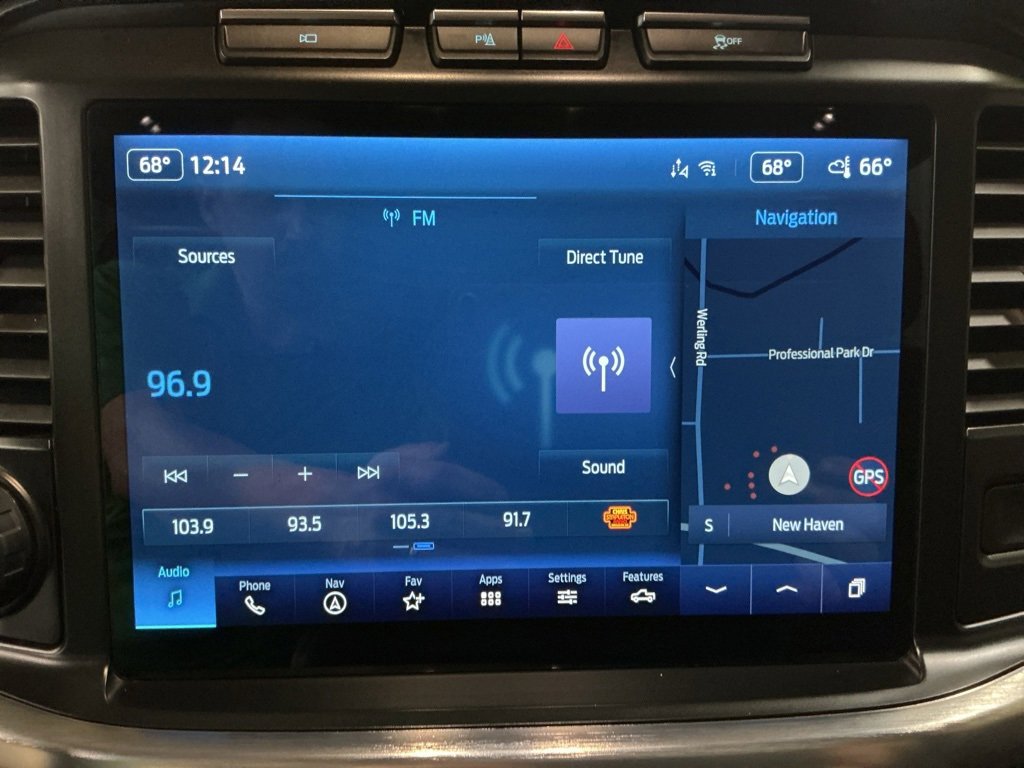 Used 2023 Ford F150 Lariat w/ Equipment Group 502A High image 19