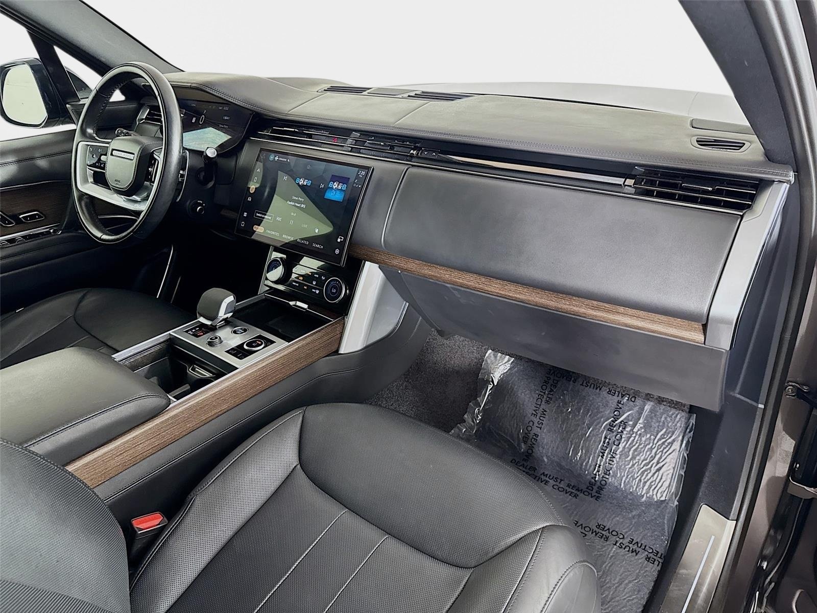 Used 2023 Land Rover Range Rover SE AWD/4WD image 31