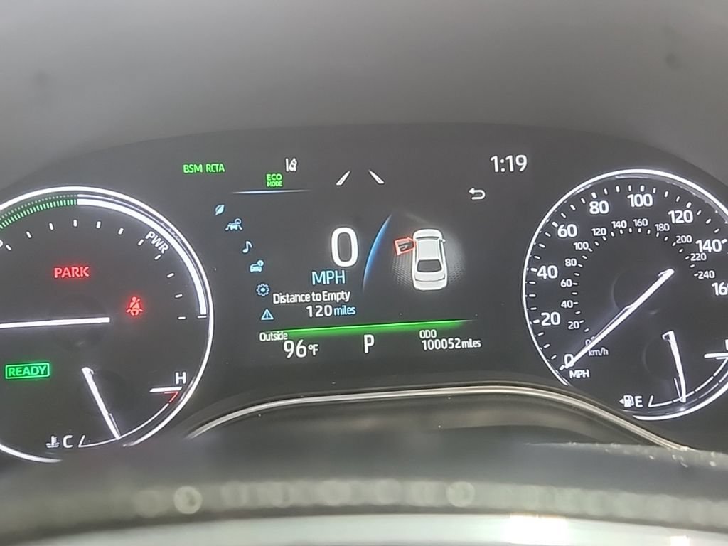 Used 2022 Toyota Avalon XLE w/ Moonroof Package FWD image 6