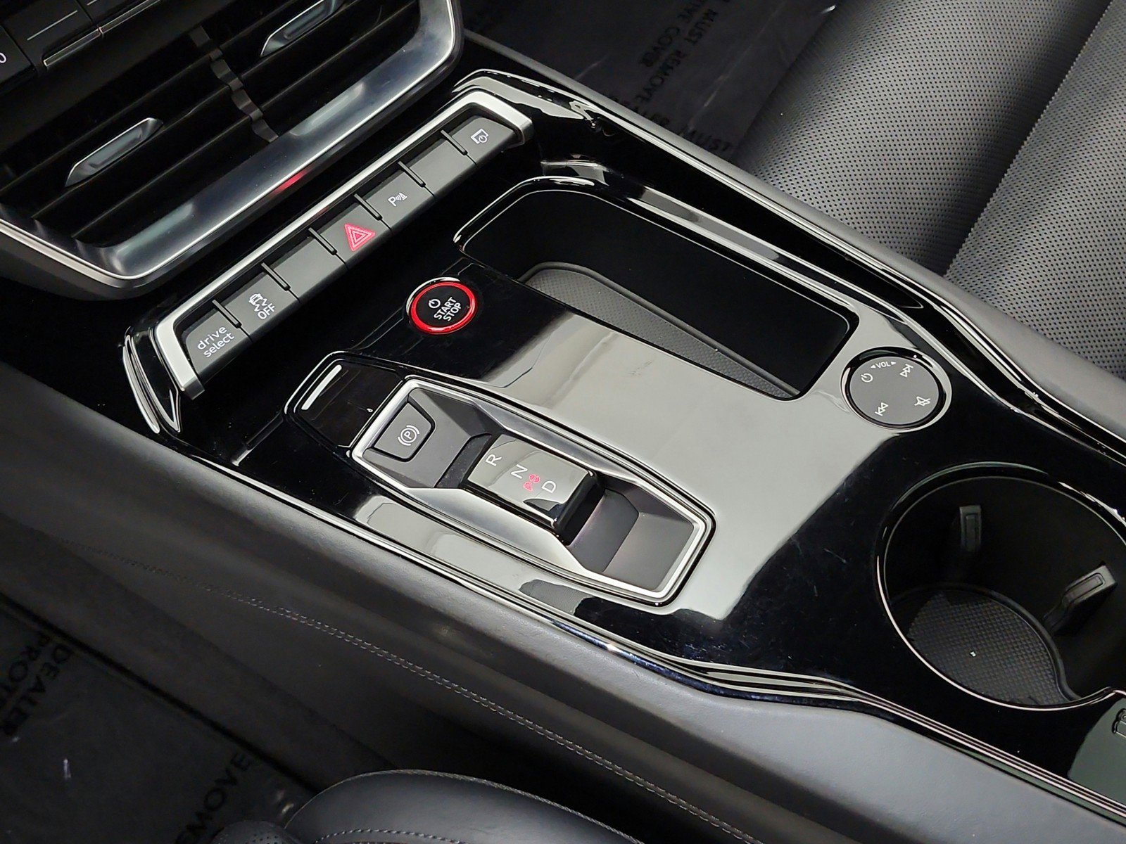 Used 2023 Audi e-tron GT Premium Plus AWD/4WD image 11