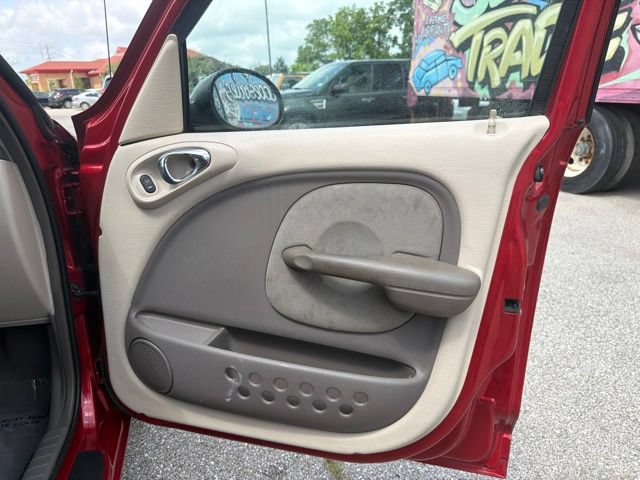 Used 2001 Chrysler PT Cruiser FWD image 29