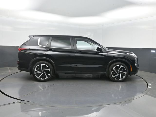 Used 2022 Mitsubishi Outlander ES AWD/4WD image 30