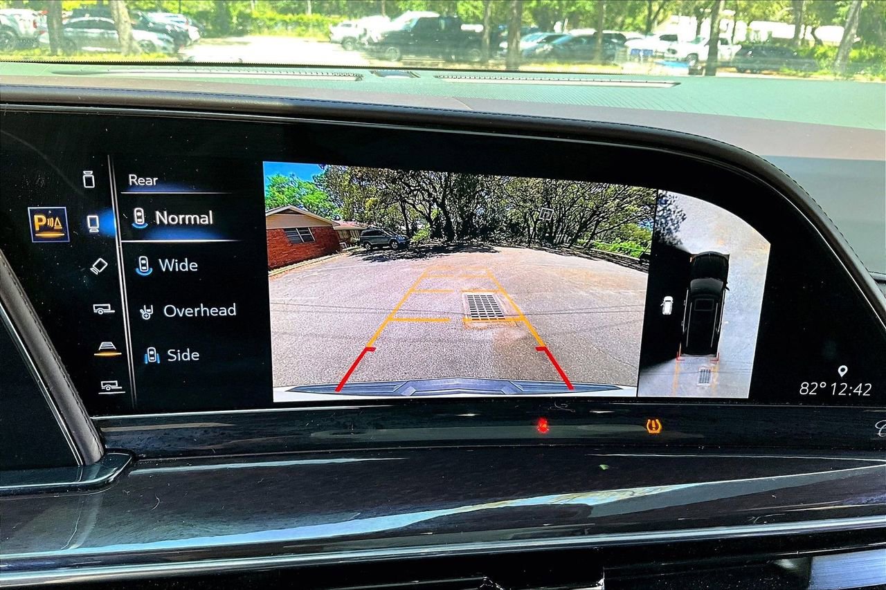 Used 2021 Cadillac Escalade Sport Platinum image 13