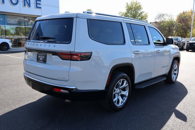 Used 2022 Jeep Wagoneer Series II image 3