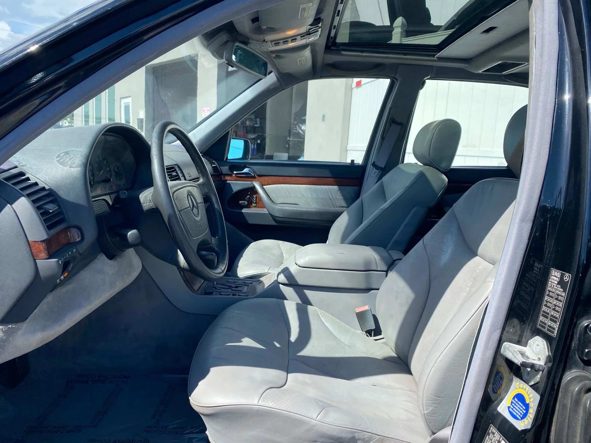 Used 1999 Mercedes-Benz S 320 image 8