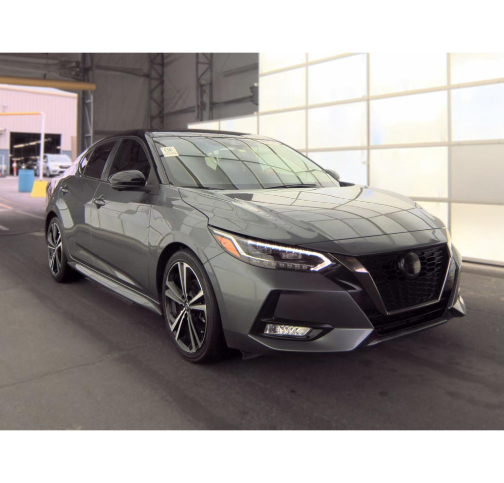 Used 2022 Nissan Sentra SR w/ SR Premium Package FWD image 2