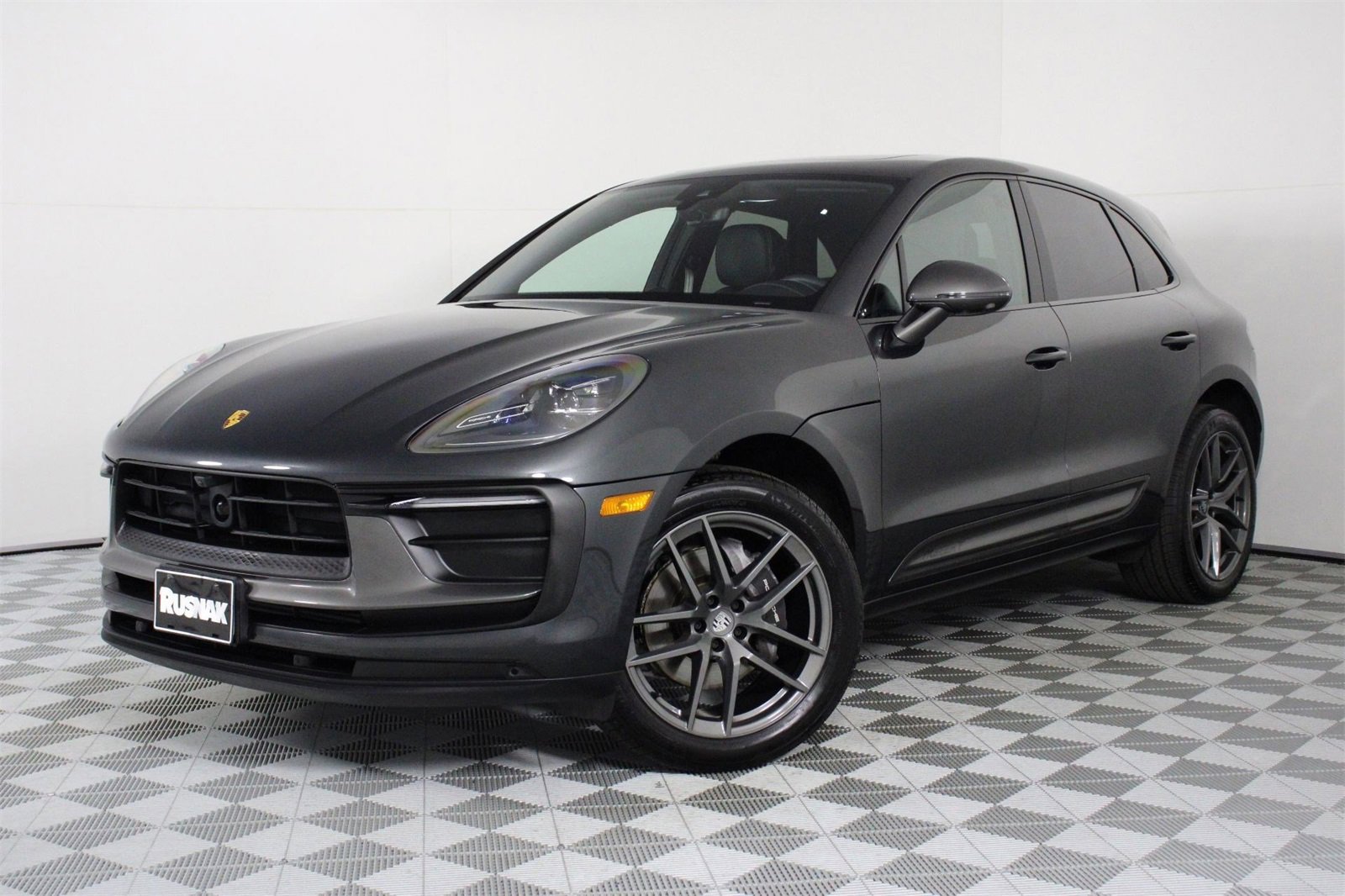 Certified 2025 Porsche Macan Turbo