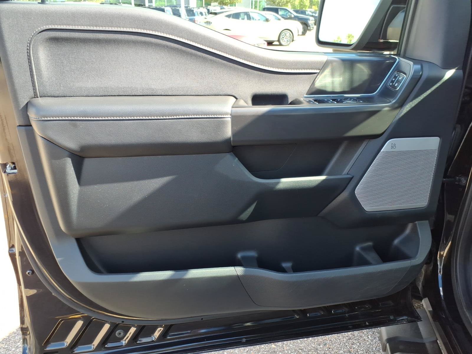 Certified 2025 Ford F150 Lariat AWD/4WD image 16